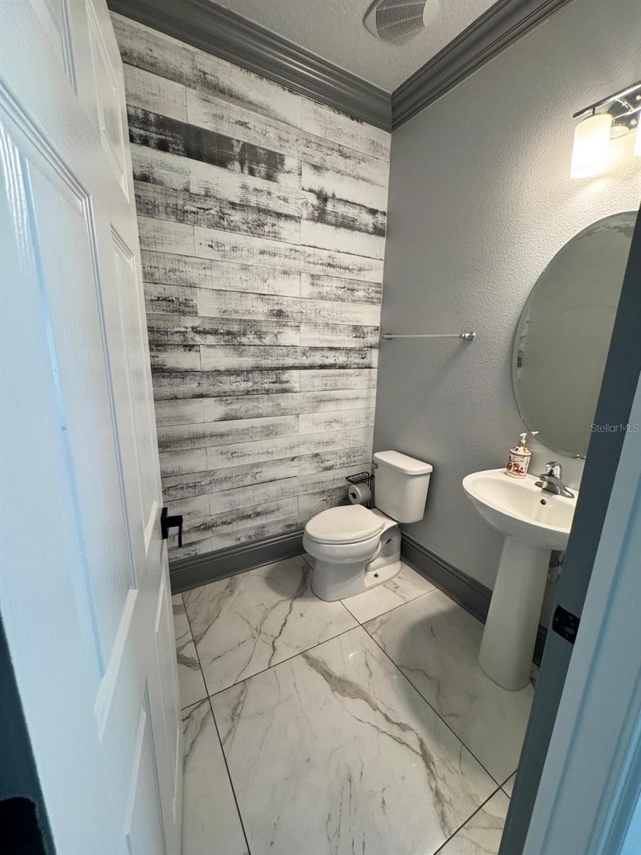 Image 22 of 26 For 420 Kestrel Drive