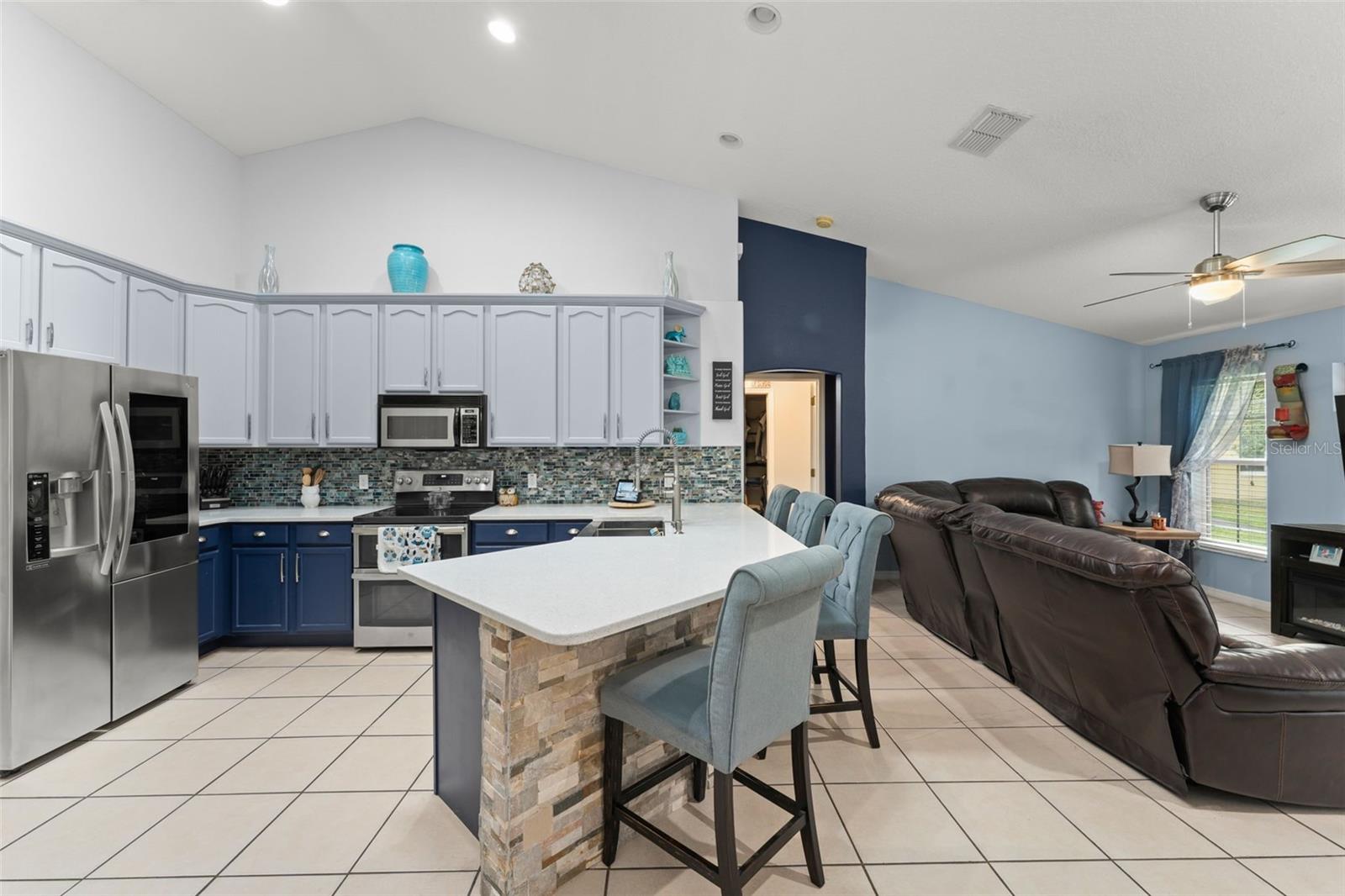 Image 11 of 49 For 2100 Wild Oak Court