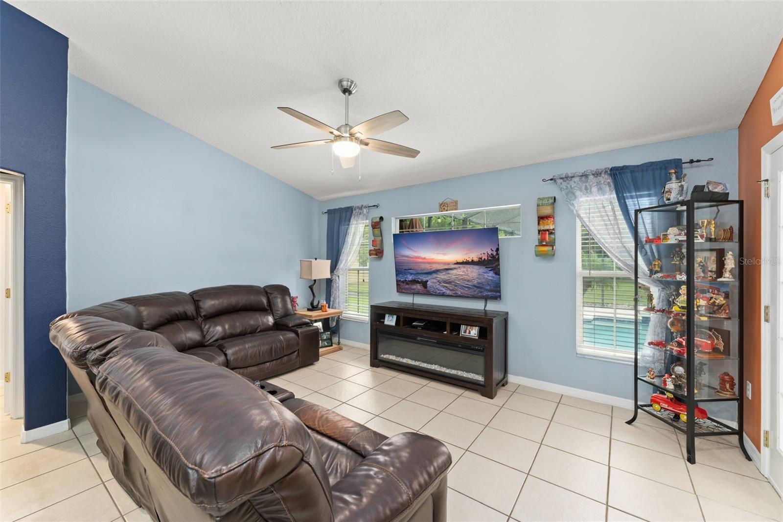 Image 16 of 49 For 2100 Wild Oak Court