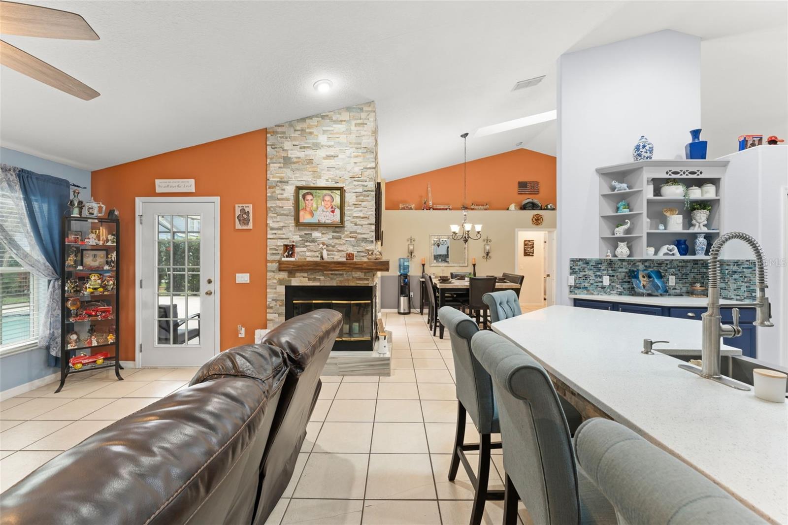 Image 18 of 49 For 2100 Wild Oak Court