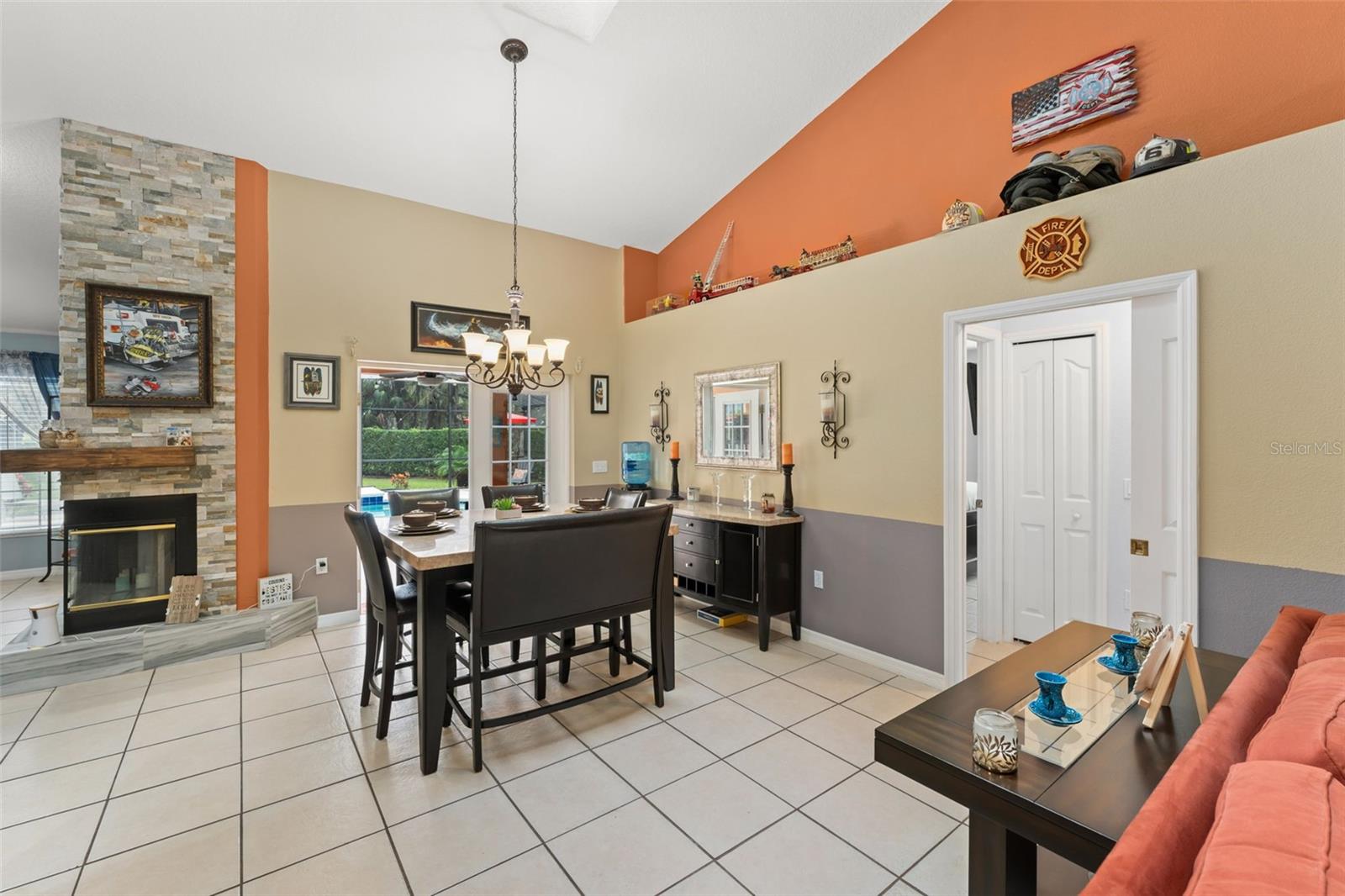 Image 7 of 49 For 2100 Wild Oak Court