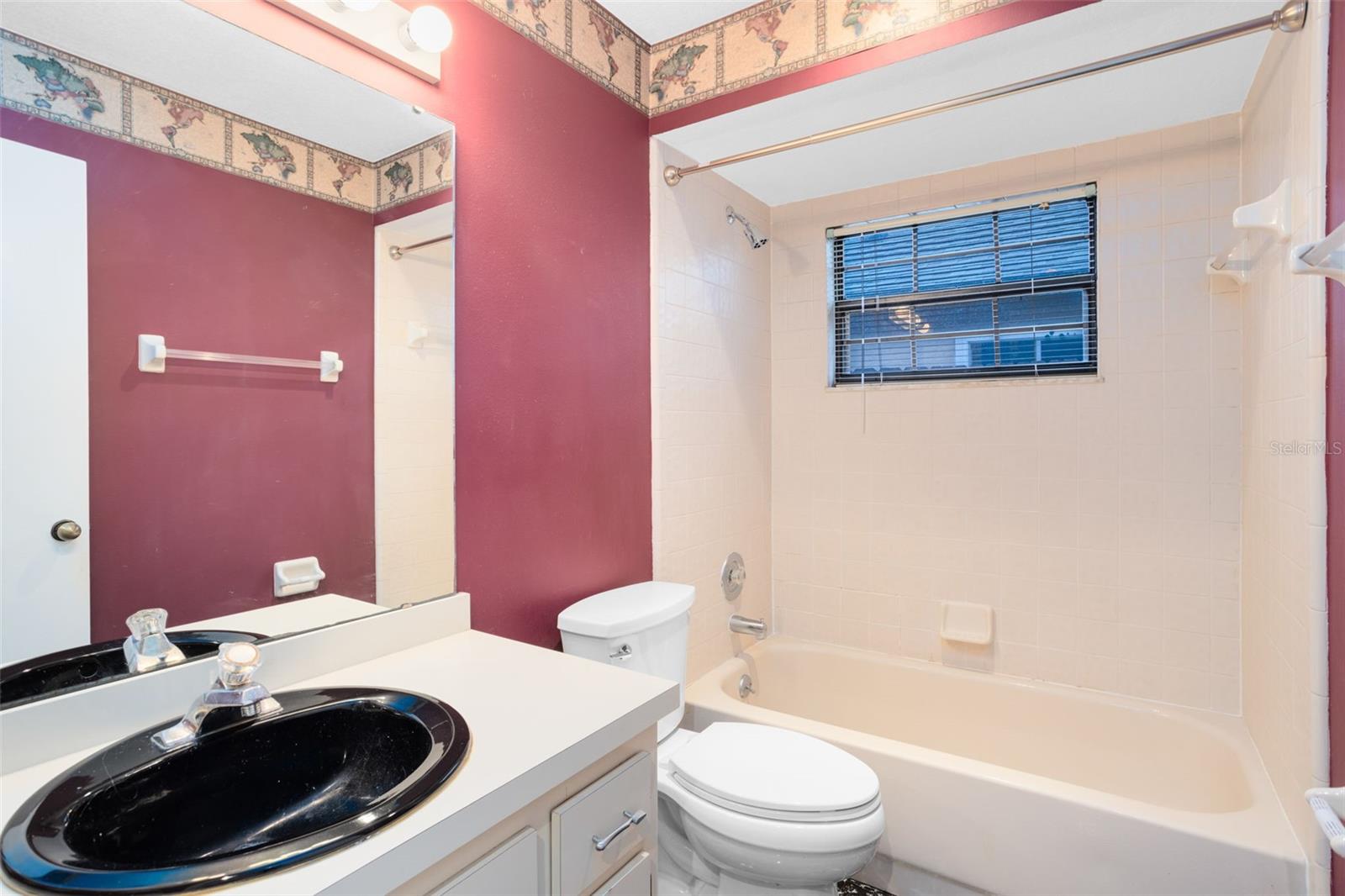 Image 17 of 24 For 3007 Ash Park Point