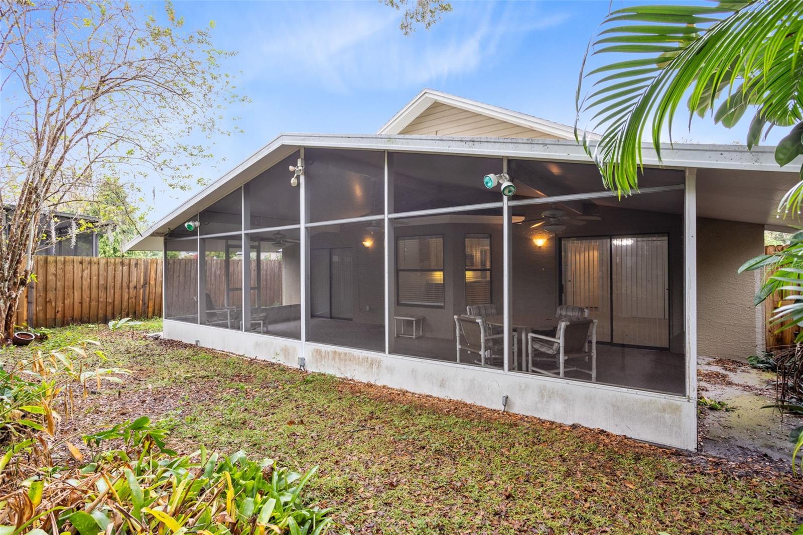 Image 22 of 24 For 3007 Ash Park Point