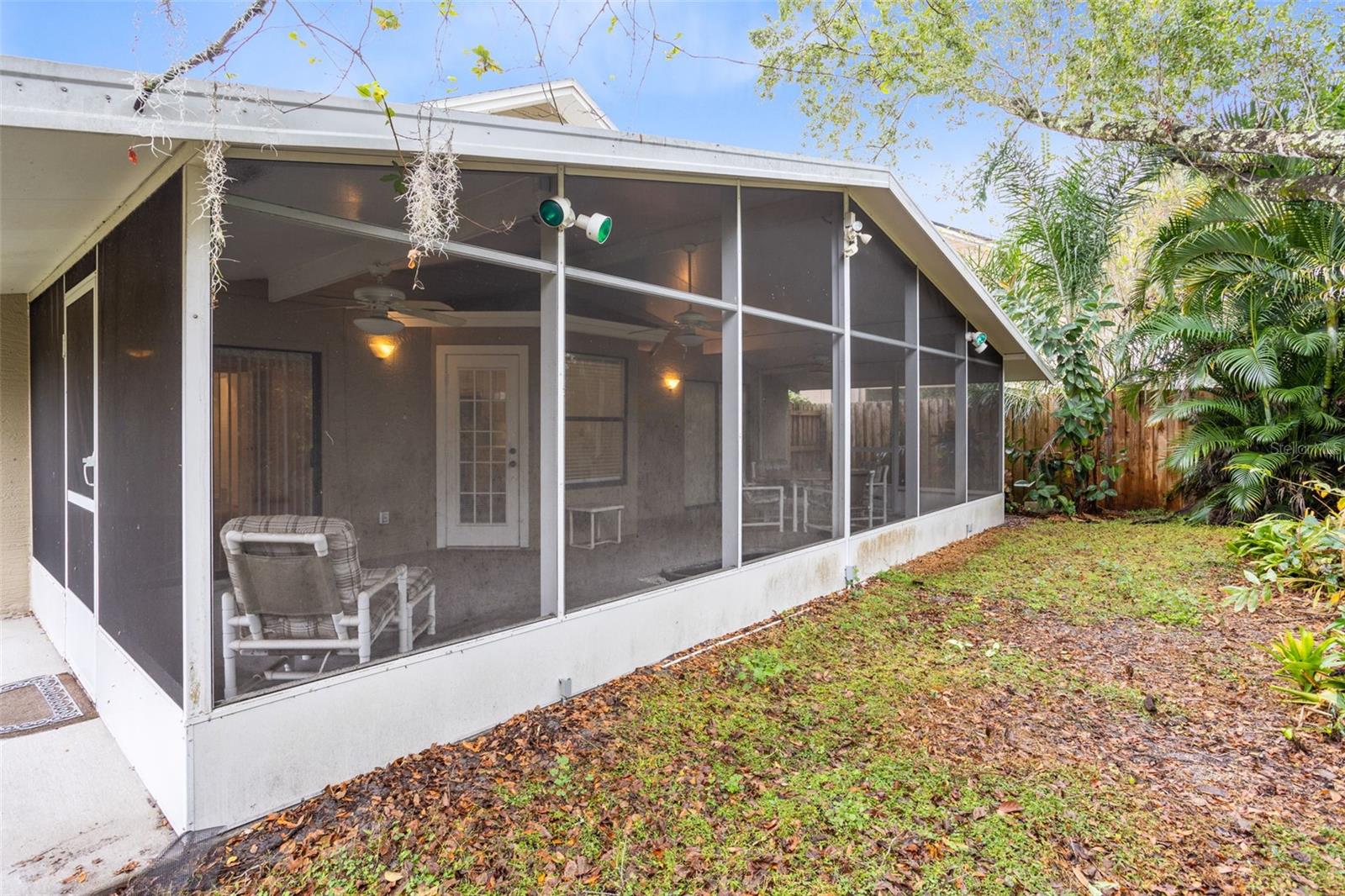 Image 23 of 24 For 3007 Ash Park Point