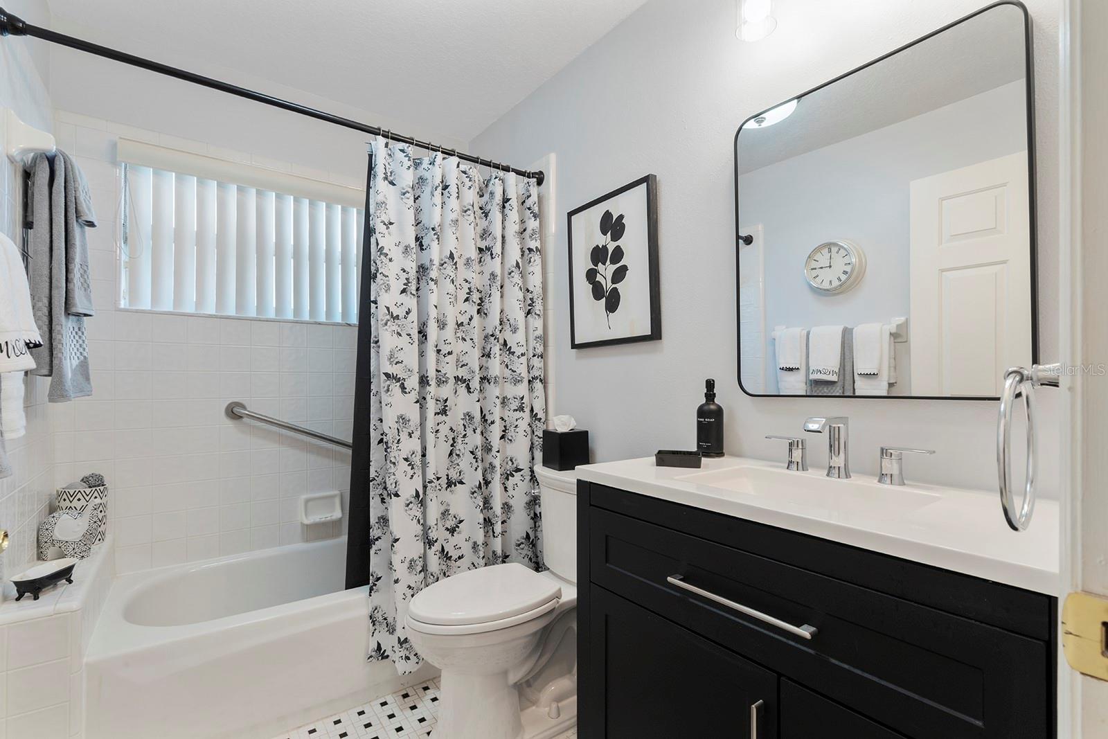 Image 20 of 29 For 1427 Whitehall Boulevard