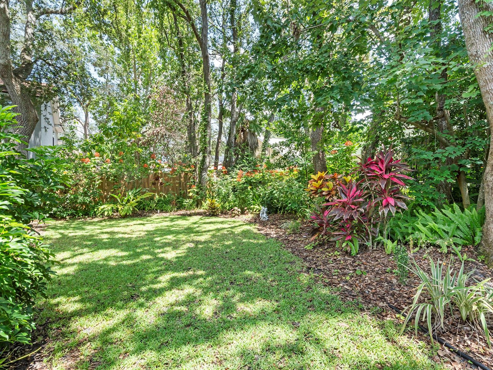 Image 24 of 29 For 1427 Whitehall Boulevard