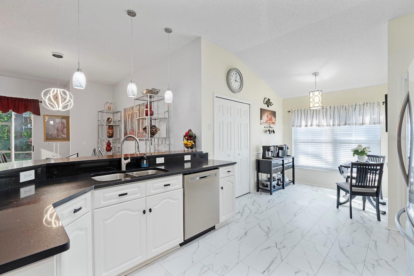 Image 9 of 29 For 1427 Whitehall Boulevard