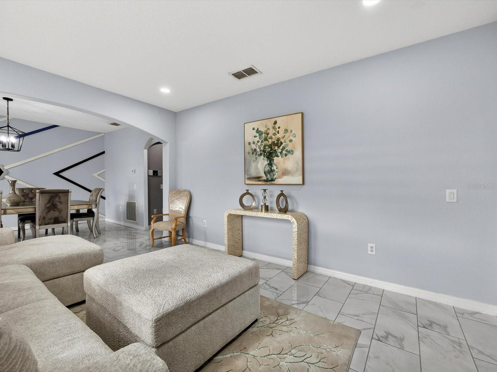 Image 14 of 67 For 1563 Angler Avenue