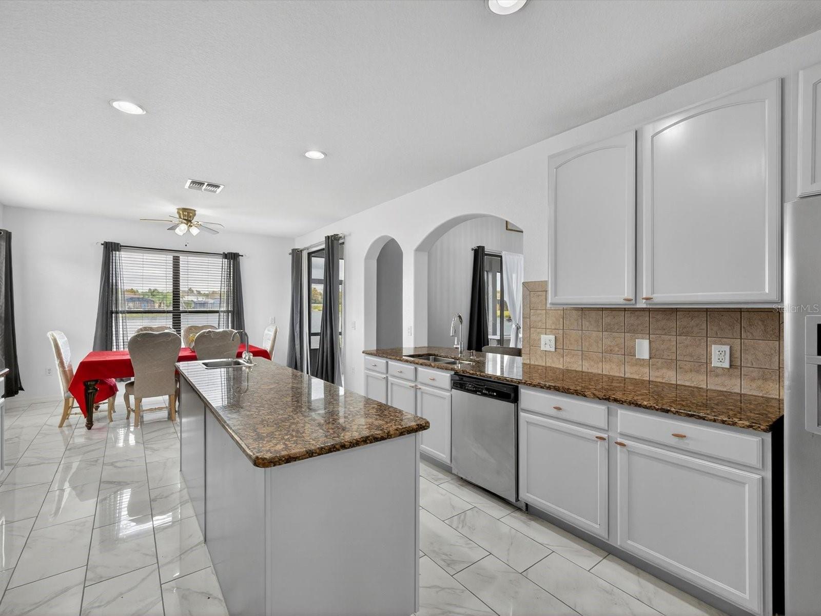 Image 23 of 67 For 1563 Angler Avenue