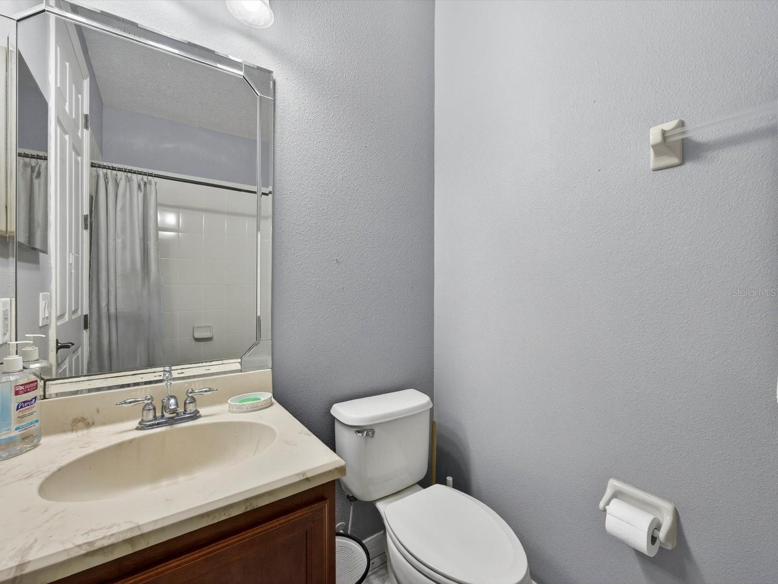 Image 28 of 67 For 1563 Angler Avenue