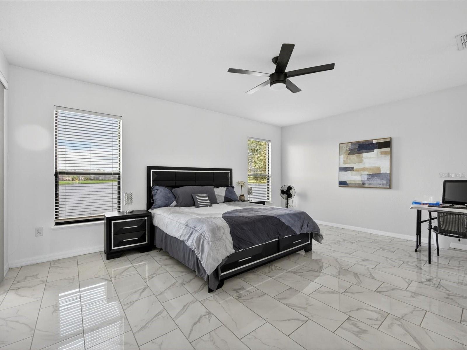 Image 31 of 67 For 1563 Angler Avenue