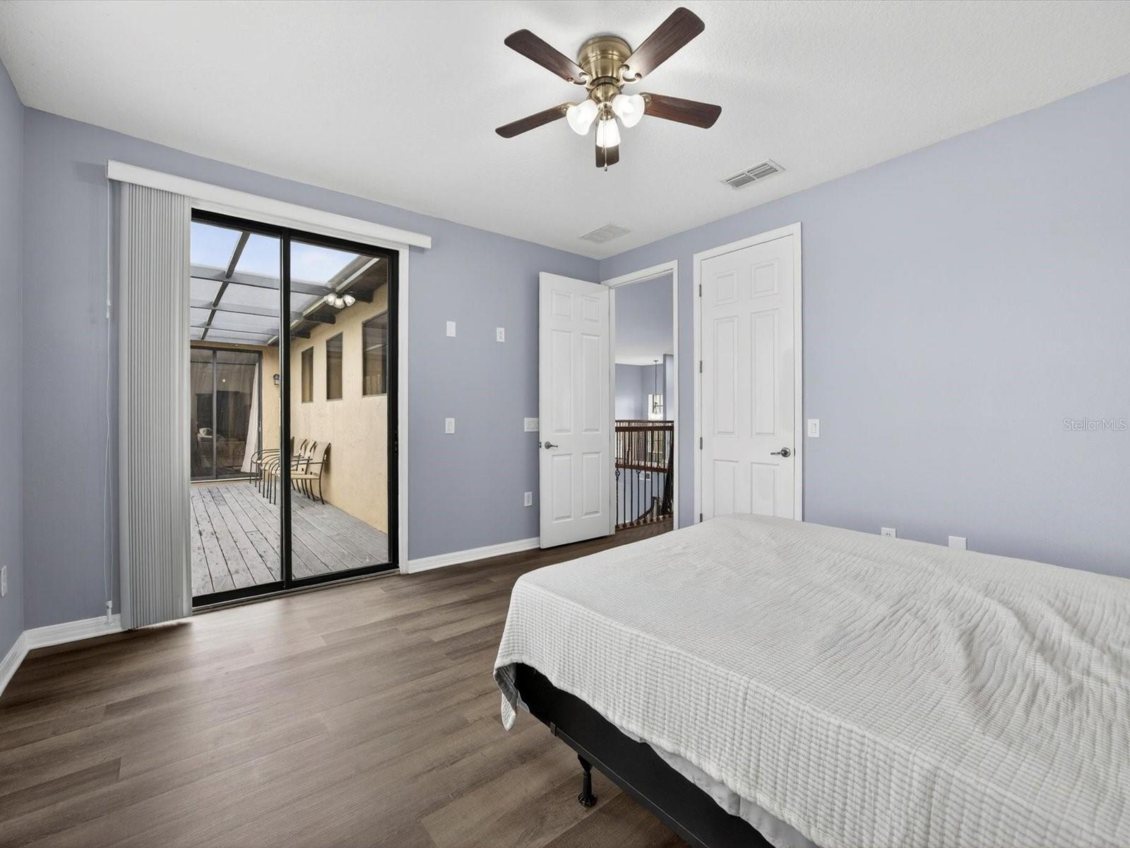 Image 36 of 67 For 1563 Angler Avenue