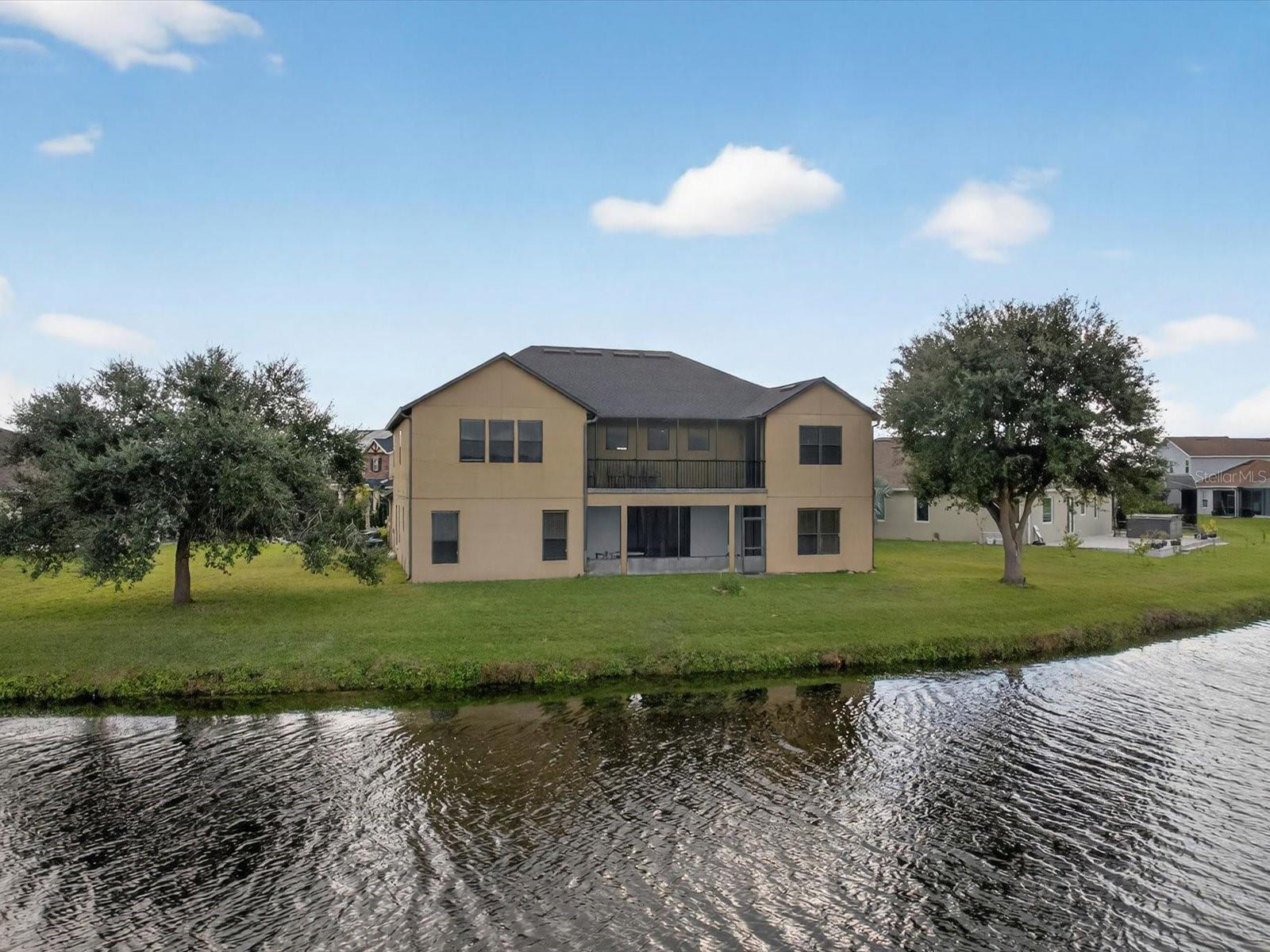 Image 57 of 67 For 1563 Angler Avenue