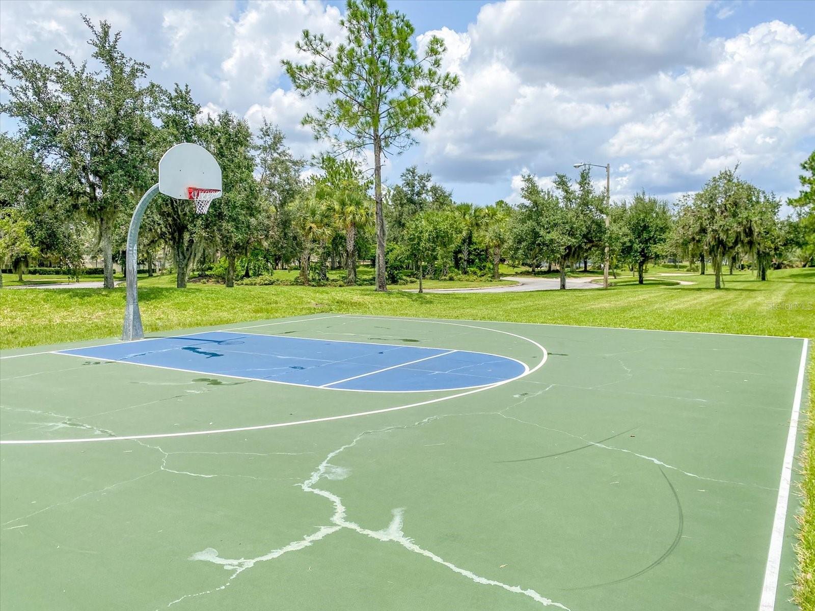 Image 66 of 67 For 1563 Angler Avenue