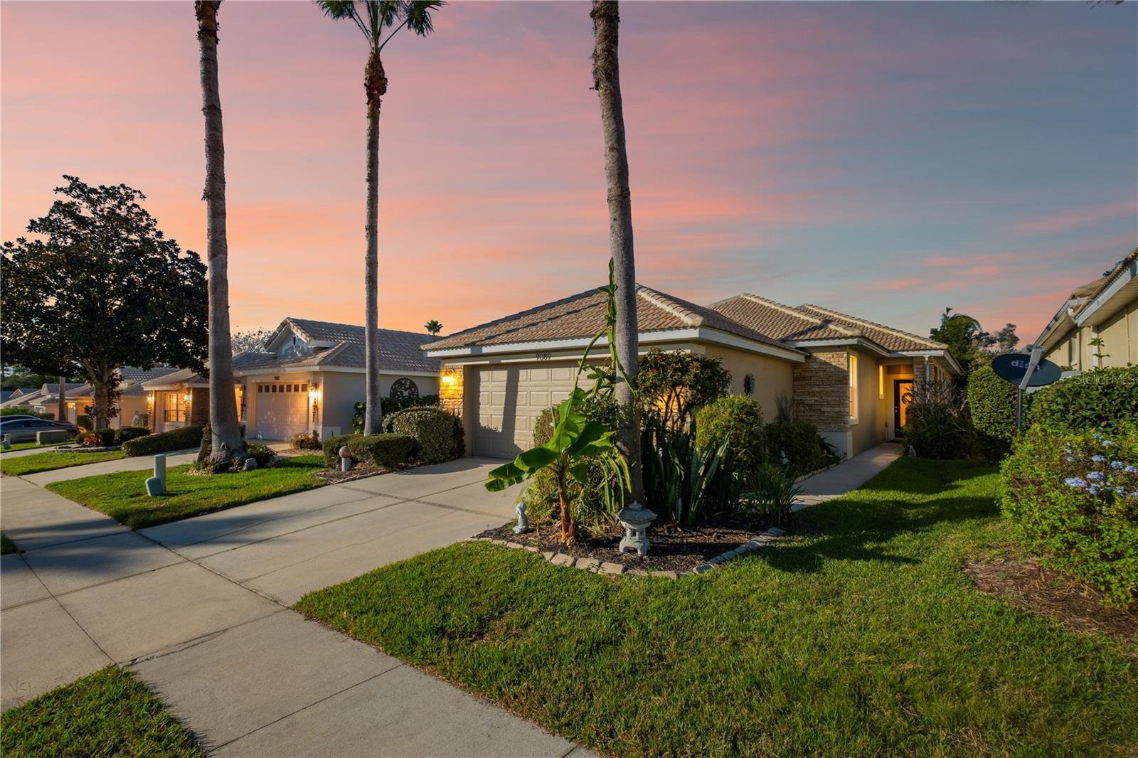 Image 2 of 31 For 9089 Saint Andrews Way