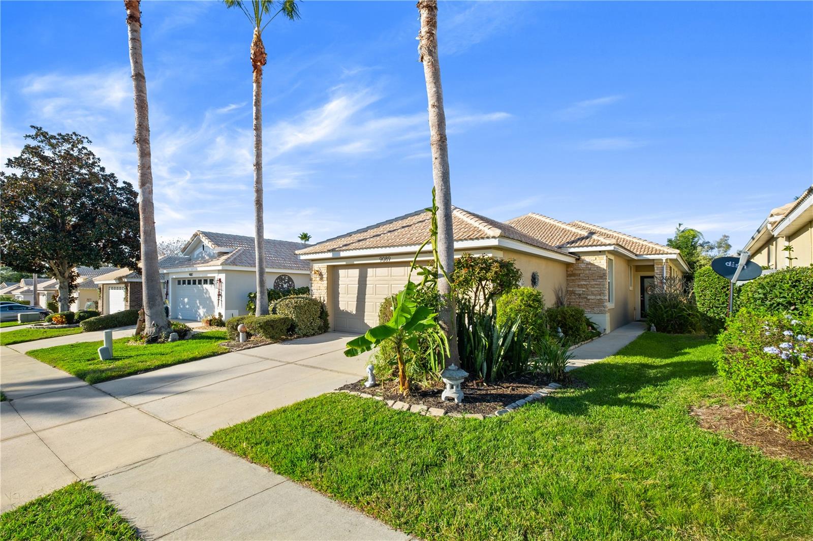 Image 5 of 31 For 9089 Saint Andrews Way