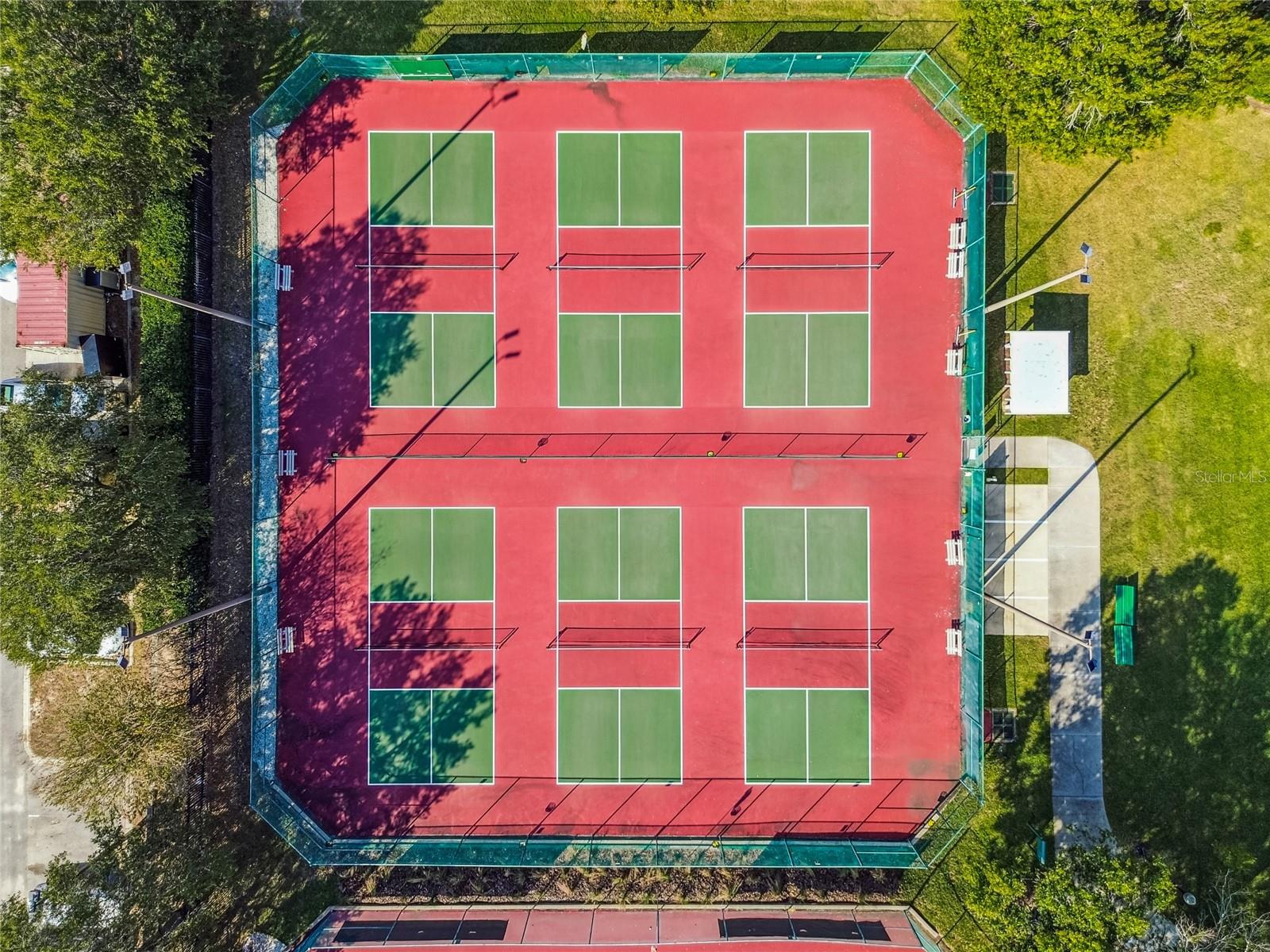 Image 26 of 27 For 3827 Eversholt Street