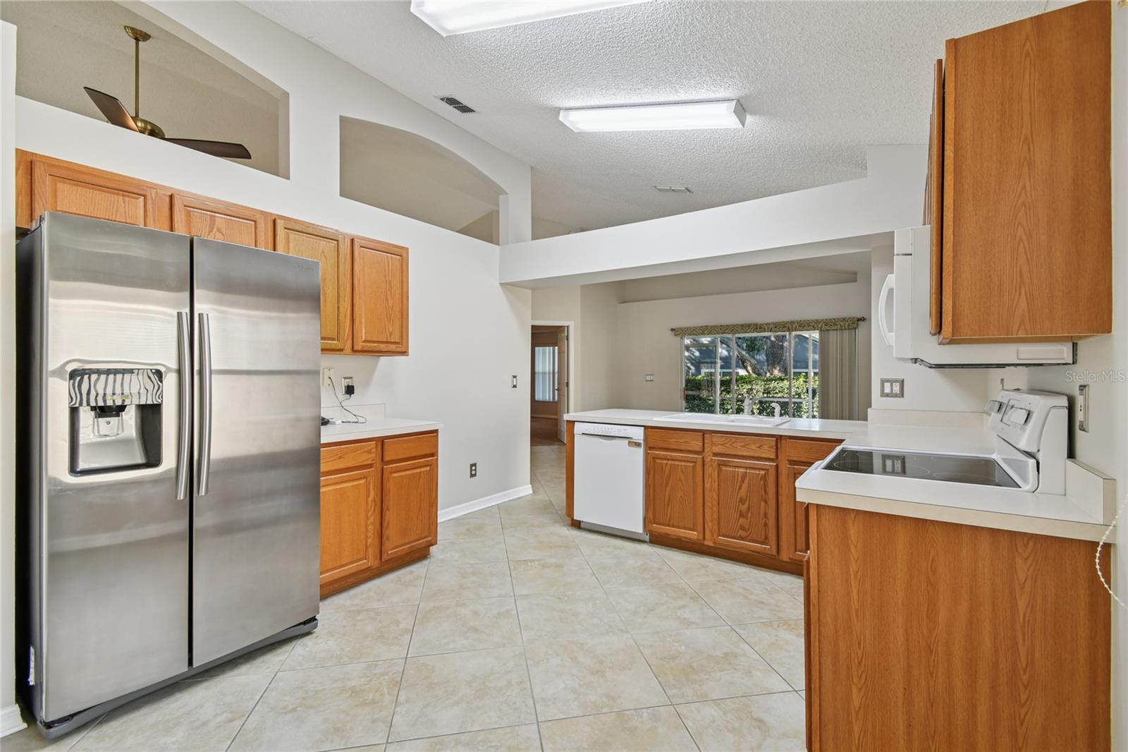 Image 8 of 27 For 3827 Eversholt Street