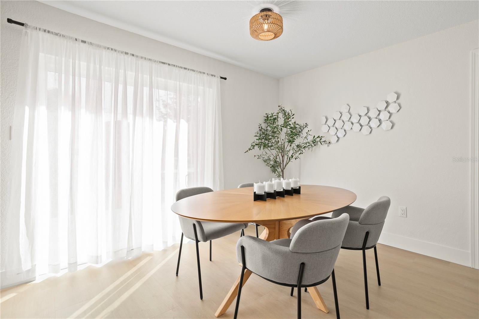 Image 7 of 27 For 1201 Bear Lake Road