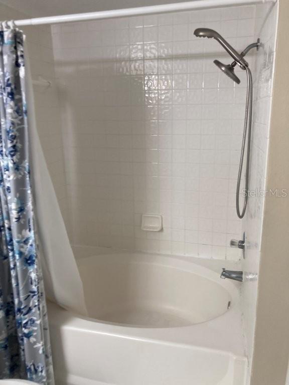 Image 9 of 12 For 5512 Metrowest Boulevard 304