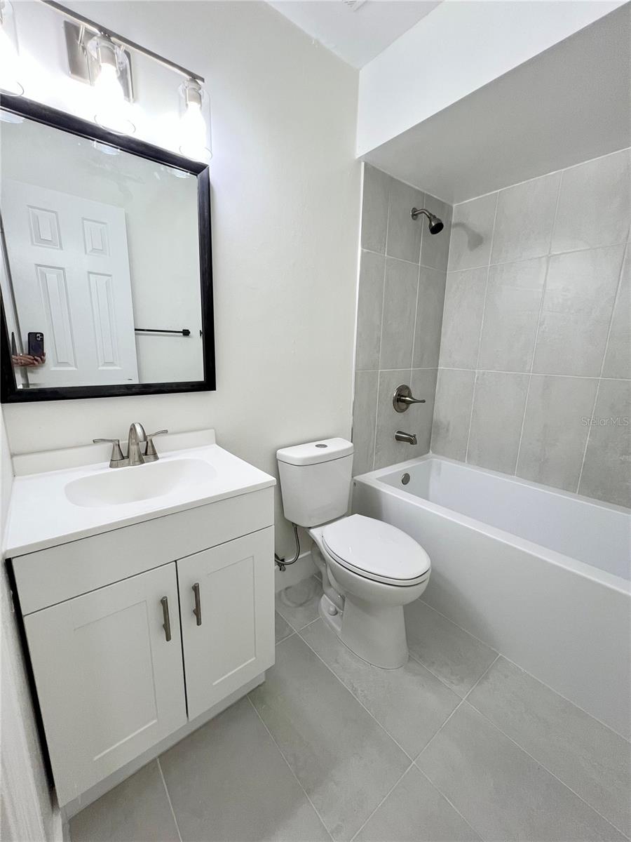 Image 6 of 13 For 96 Windtree Lane 203