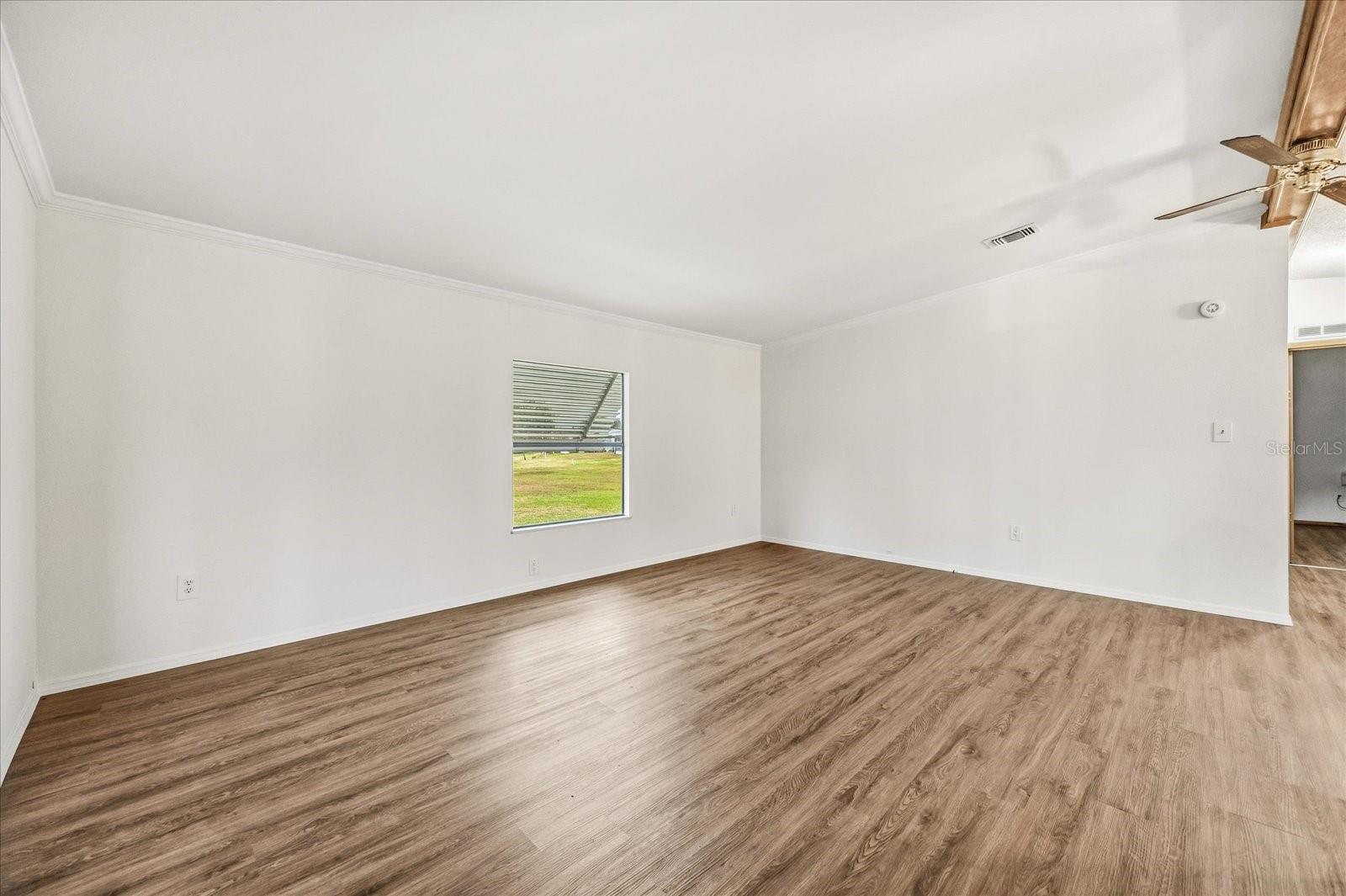 Image 3 of 42 For 2446 Fairbluff Circle 1554