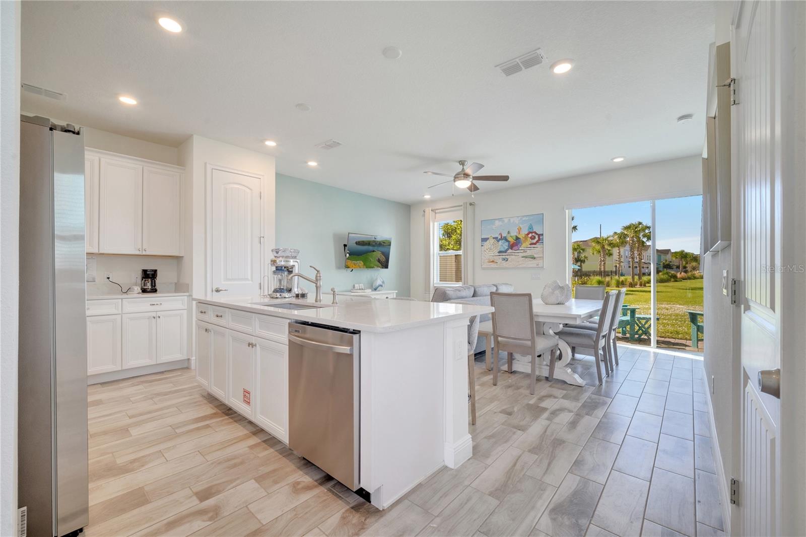 Image 12 of 27 For 2958 Castaway Lane