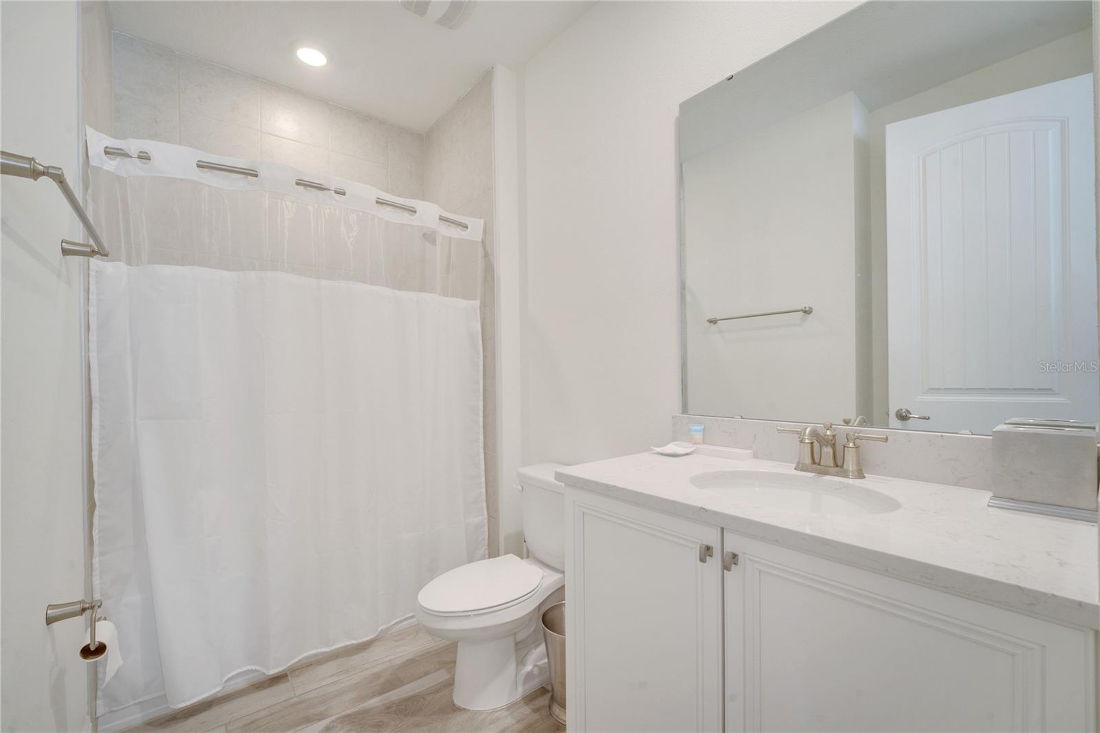 Image 6 of 27 For 2958 Castaway Lane