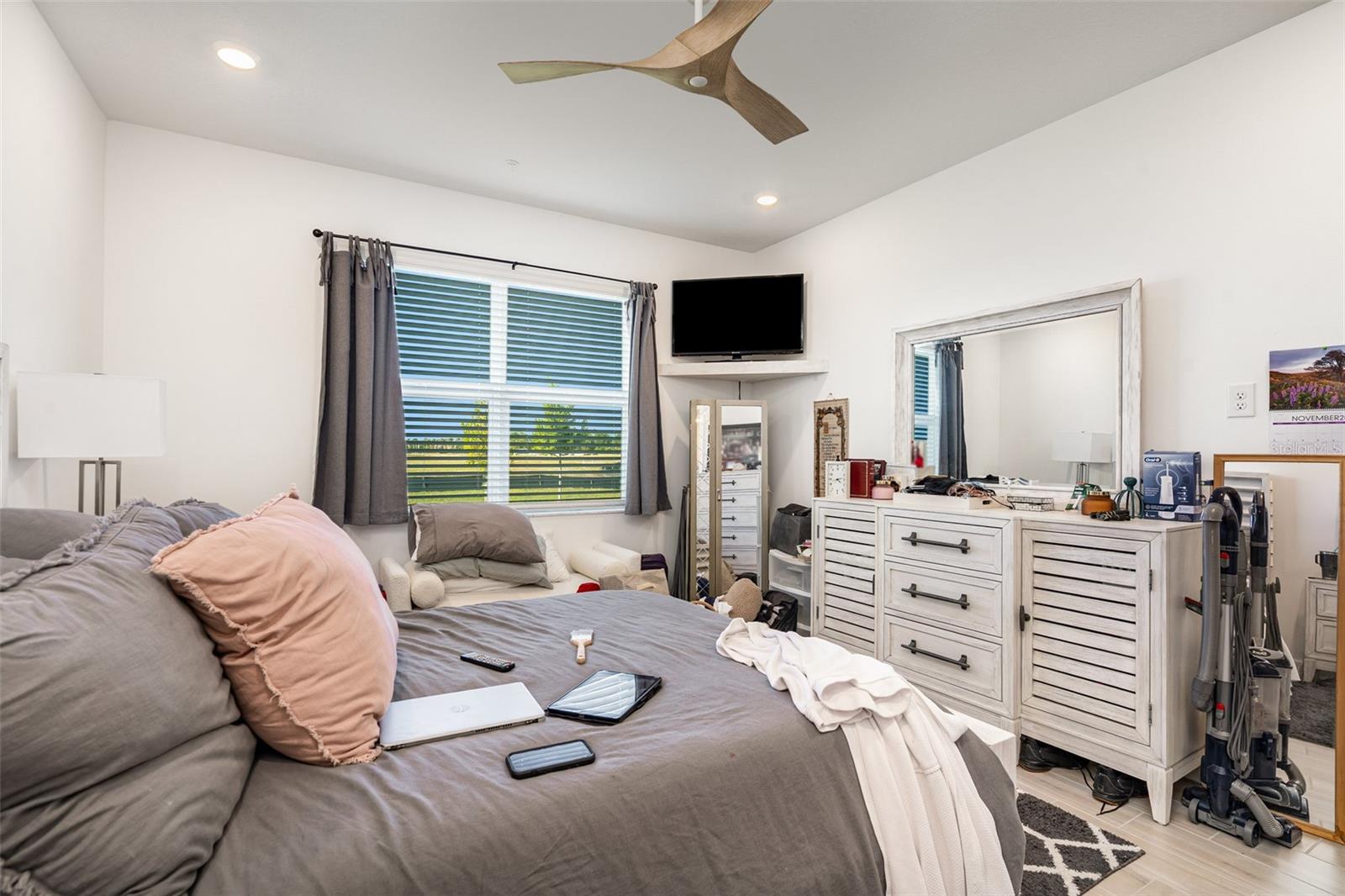 Image 15 of 30 For 2047 Cerulean Drive Nw