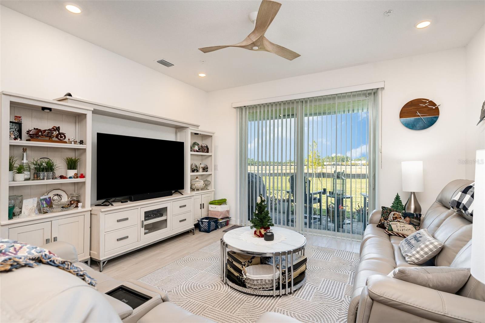 Image 8 of 30 For 2047 Cerulean Drive Nw