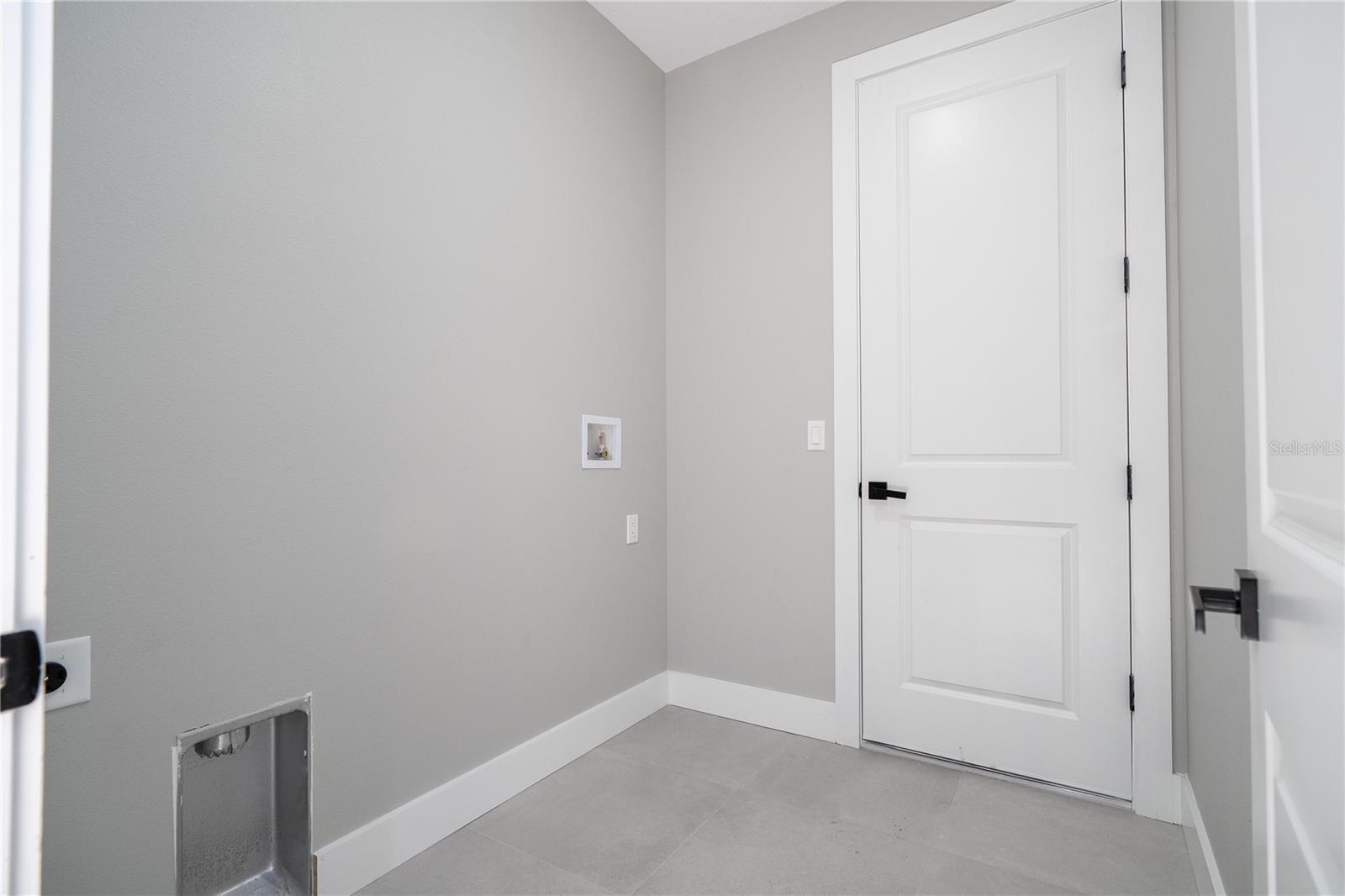 Image 32 of 85 For 15 Ramblewood Street