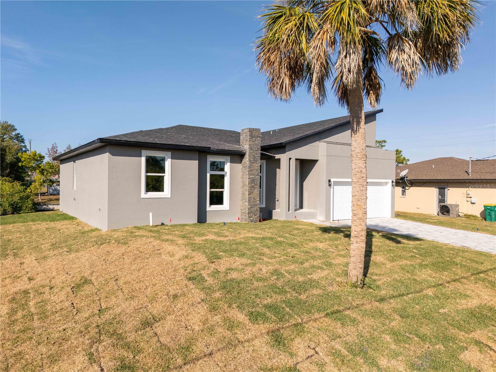 Image 4 of 85 For 15 Ramblewood Street