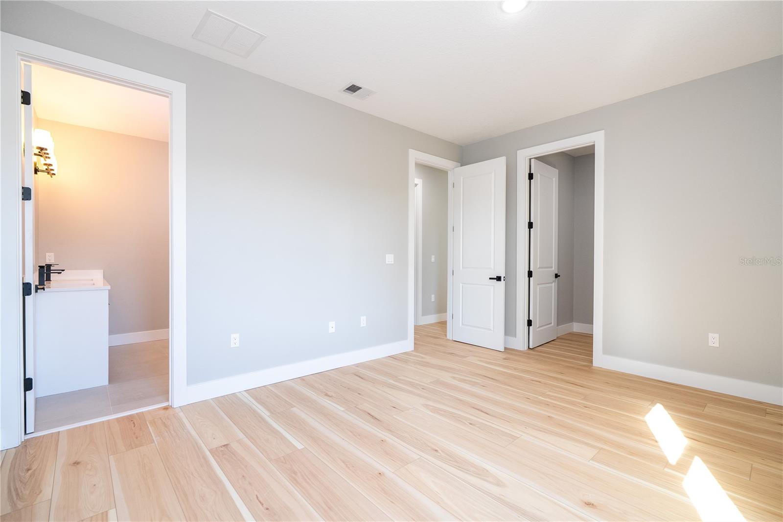 Image 40 of 85 For 15 Ramblewood Street