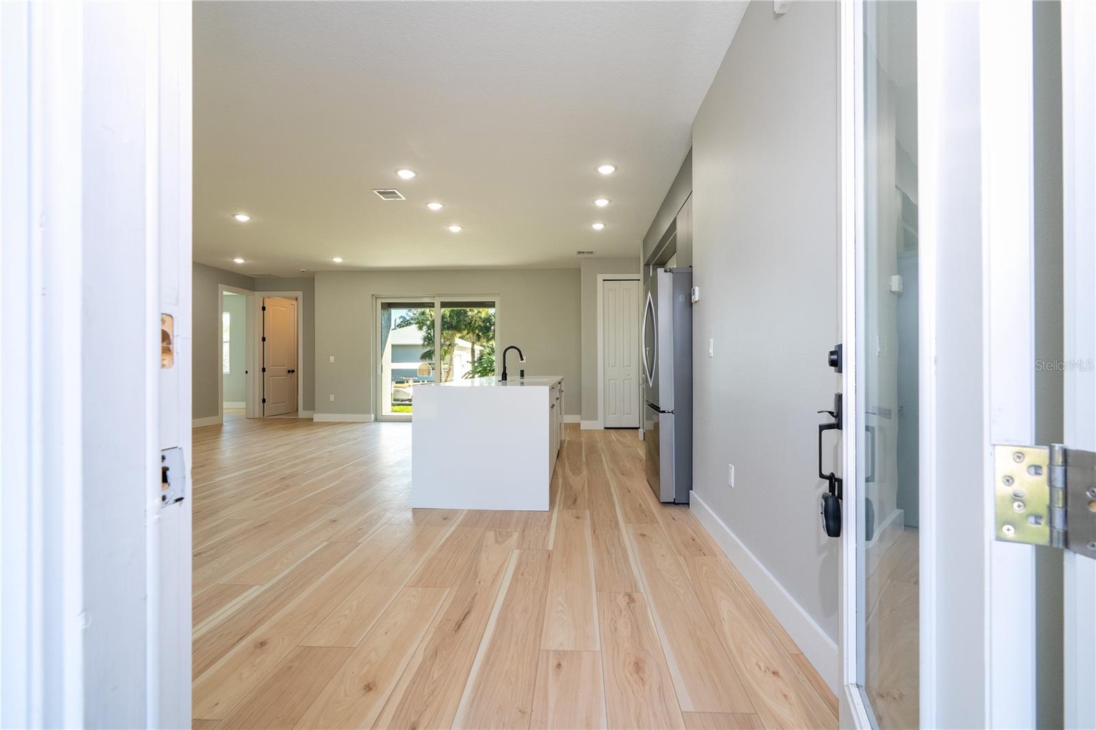 Image 5 of 85 For 15 Ramblewood Street