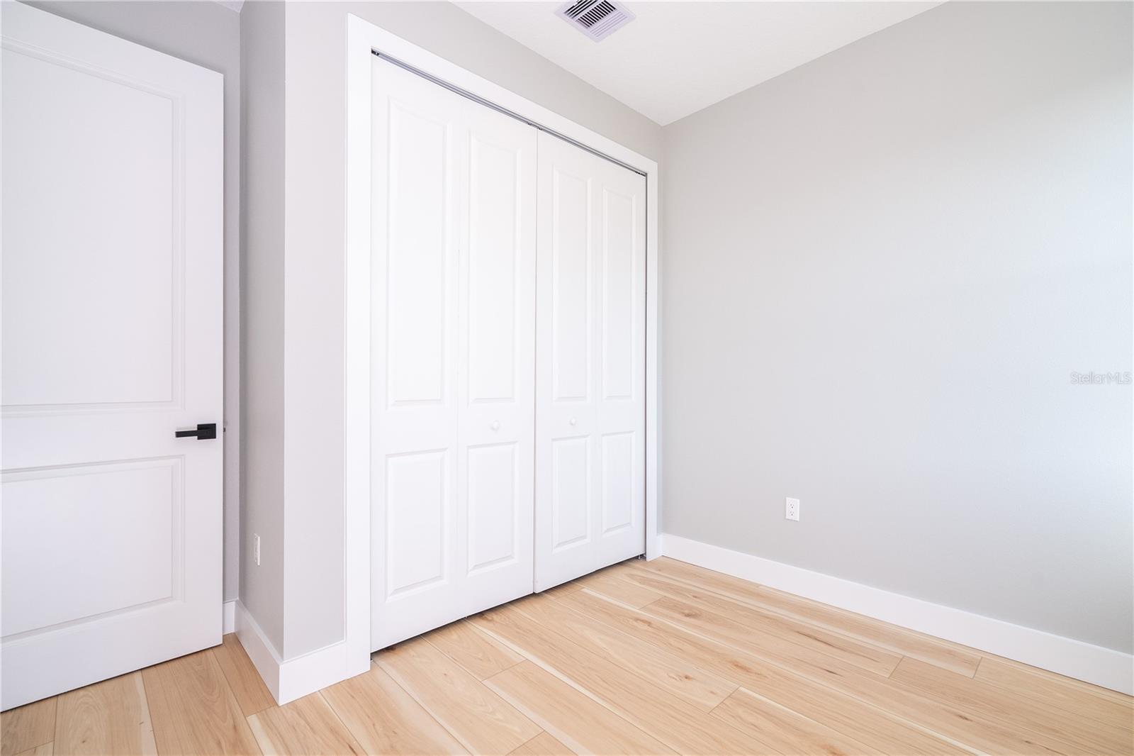 Image 57 of 85 For 15 Ramblewood Street