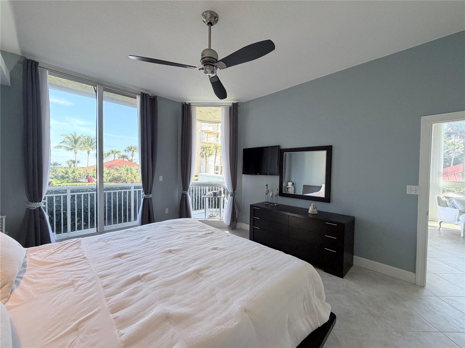 Image 25 of 73 For 3880 Highway A1a  104