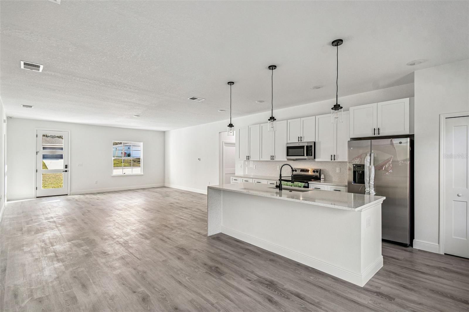 Image 12 of 35 For 1861 Hialeah Drive