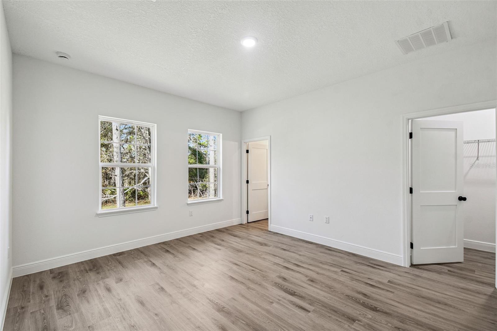 Image 16 of 35 For 1861 Hialeah Drive