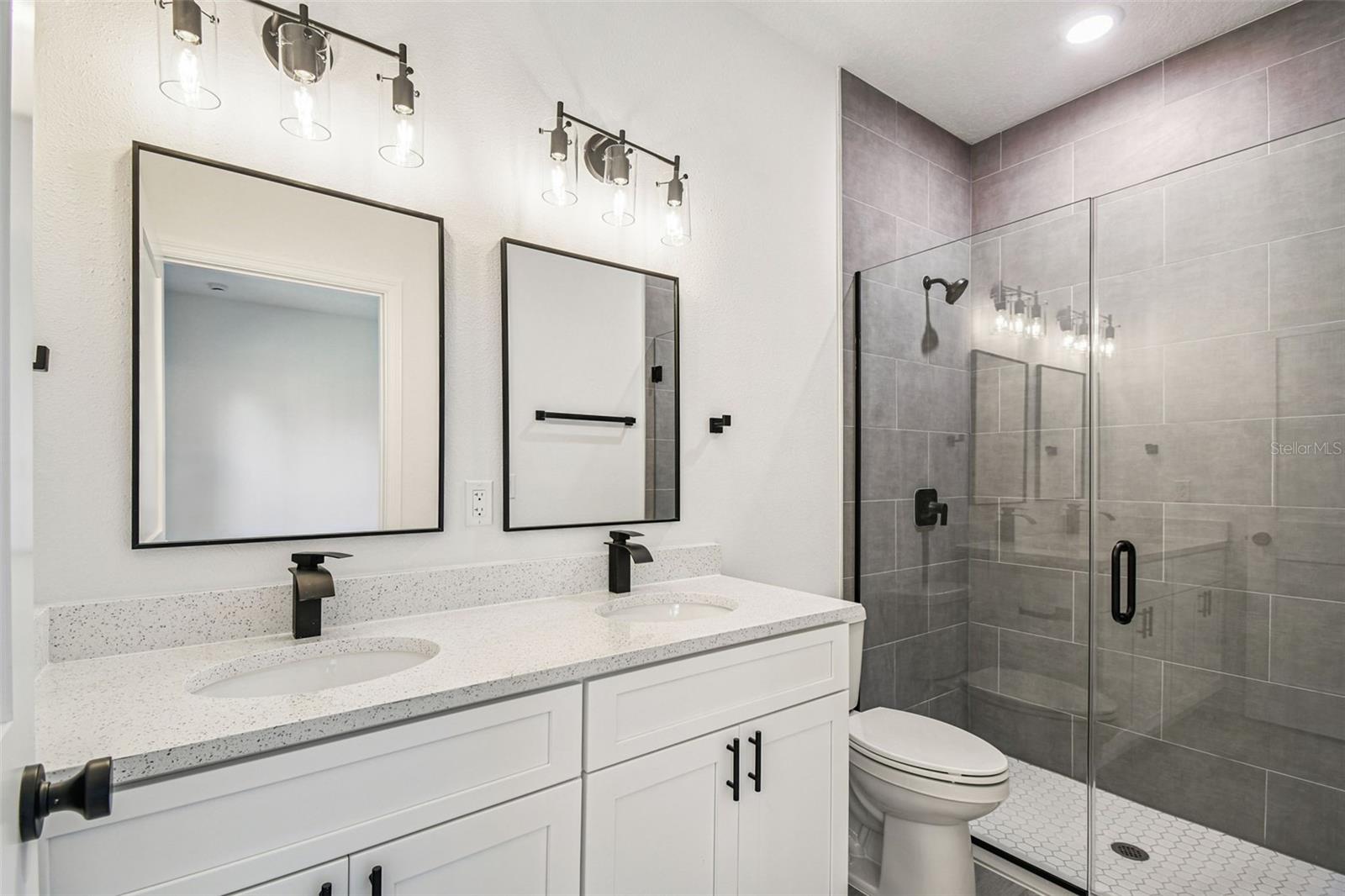 Image 17 of 35 For 1861 Hialeah Drive