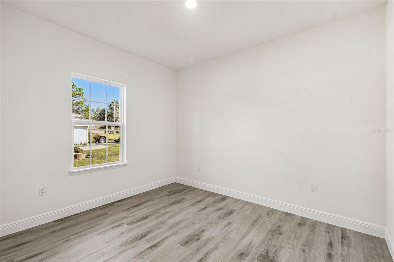 Image 21 of 35 For 1861 Hialeah Drive