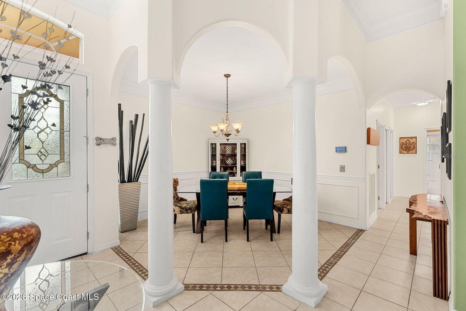 Image 13 of 93 For 324 Tunbridge Drive