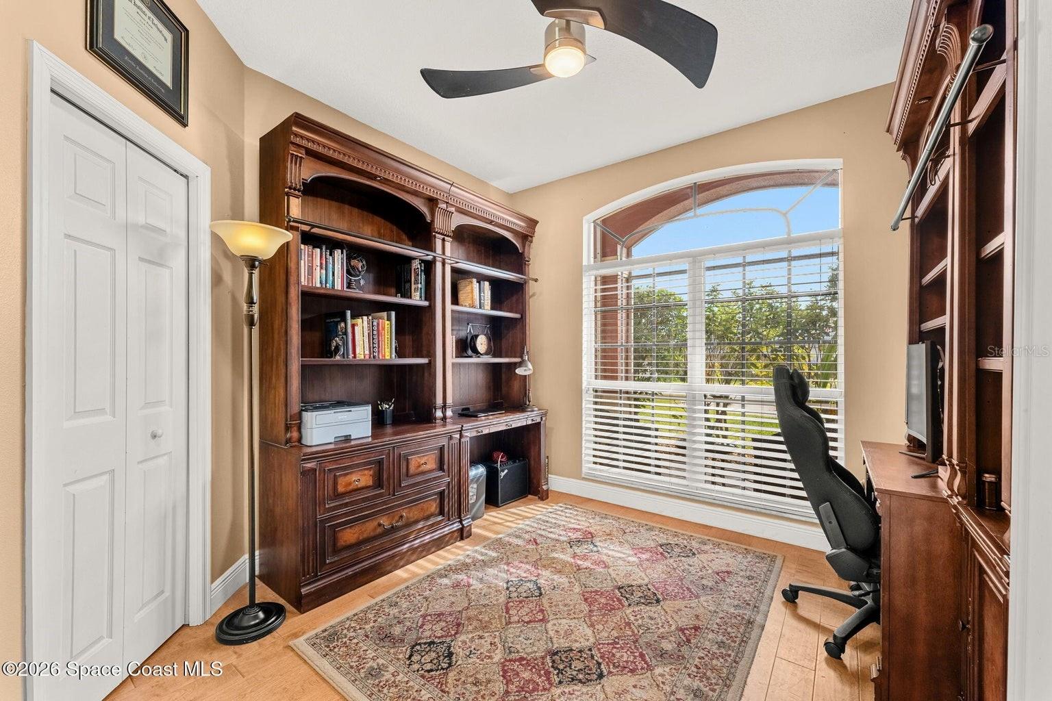 Image 19 of 93 For 324 Tunbridge Drive