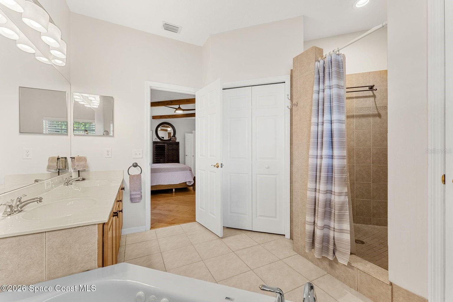 Image 41 of 93 For 324 Tunbridge Drive