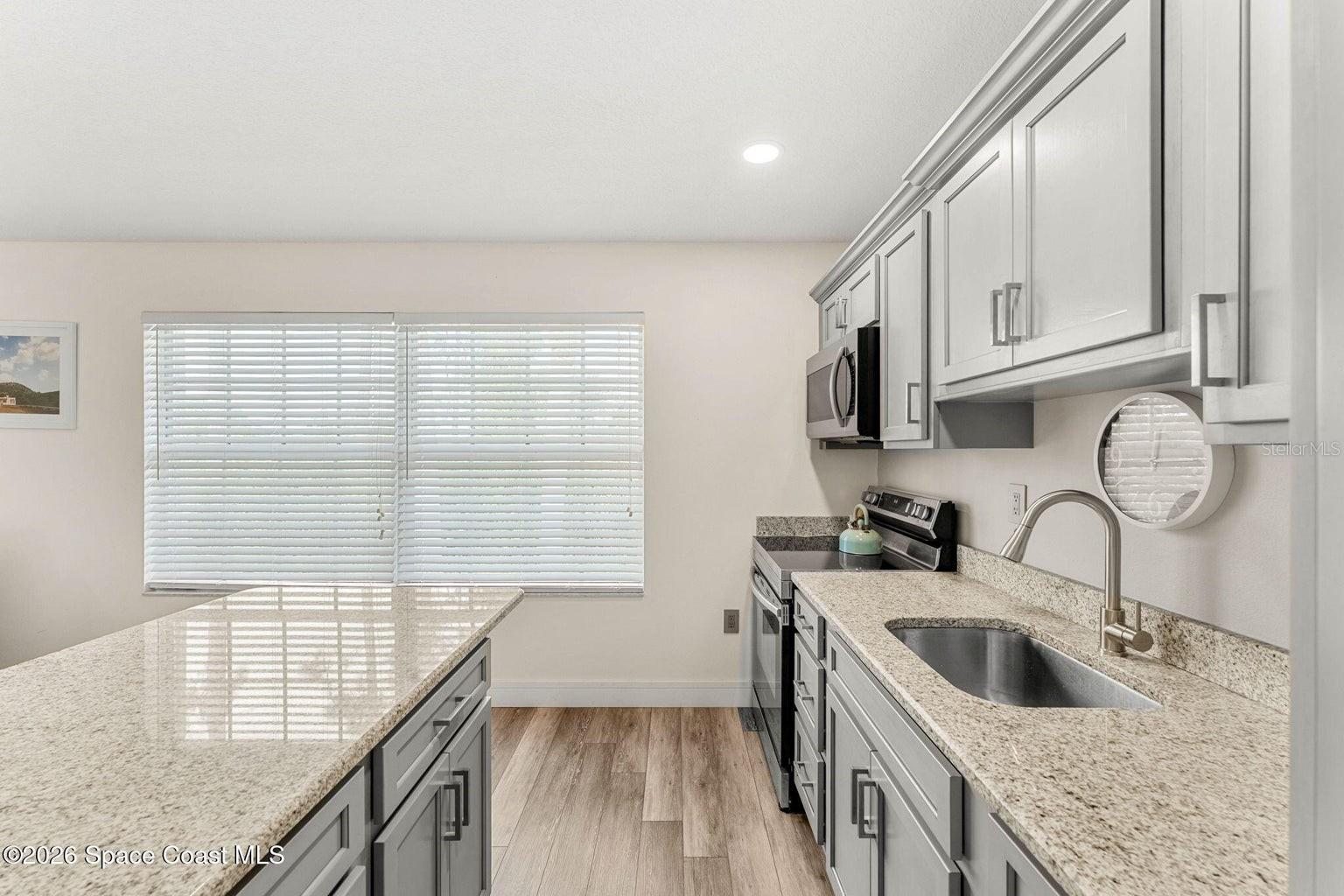 Image 47 of 93 For 324 Tunbridge Drive