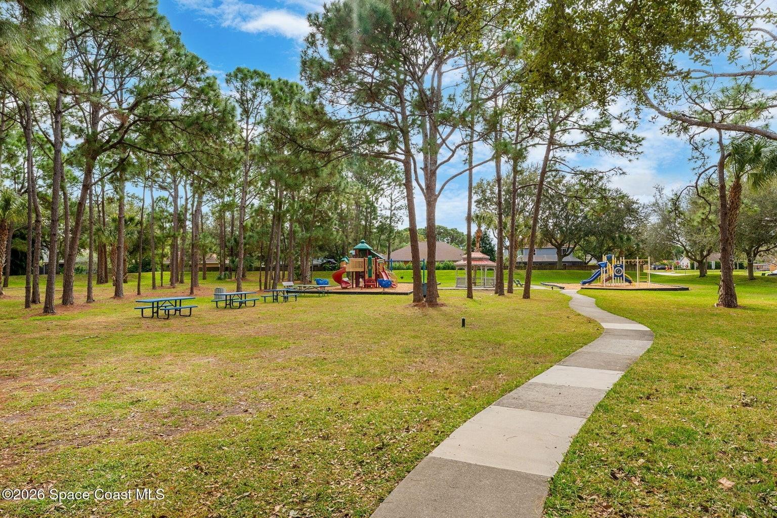 Image 82 of 93 For 324 Tunbridge Drive