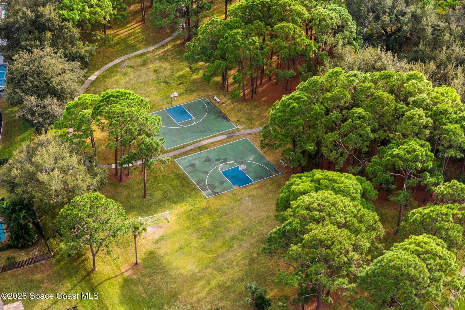 Image 84 of 93 For 324 Tunbridge Drive