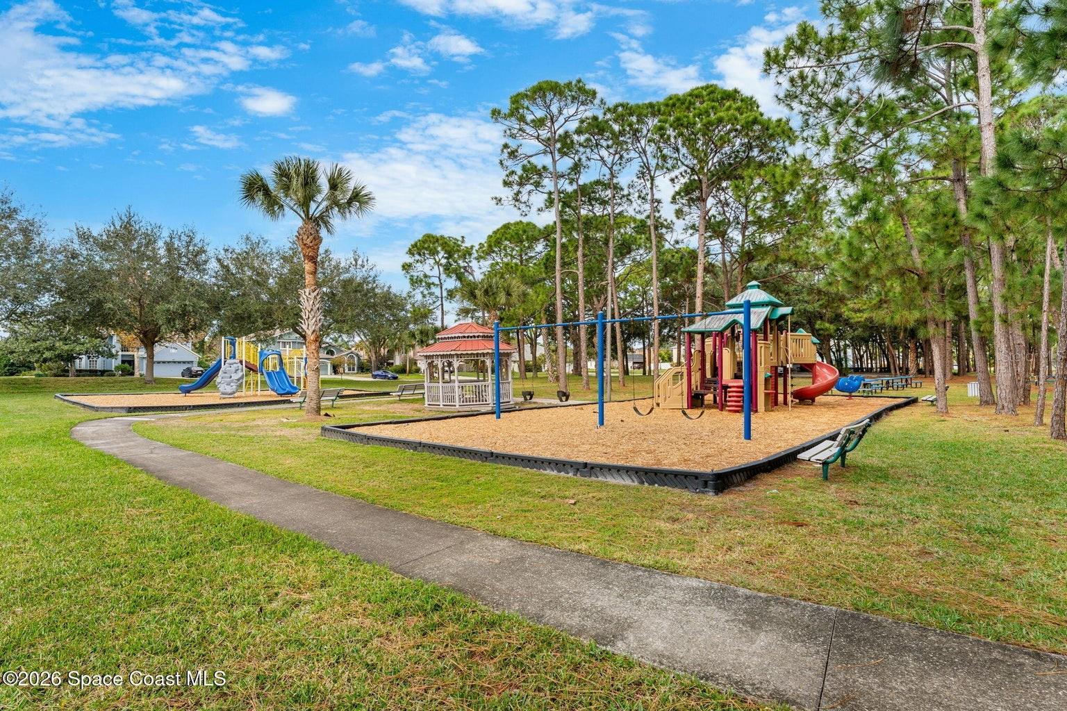 Image 85 of 93 For 324 Tunbridge Drive