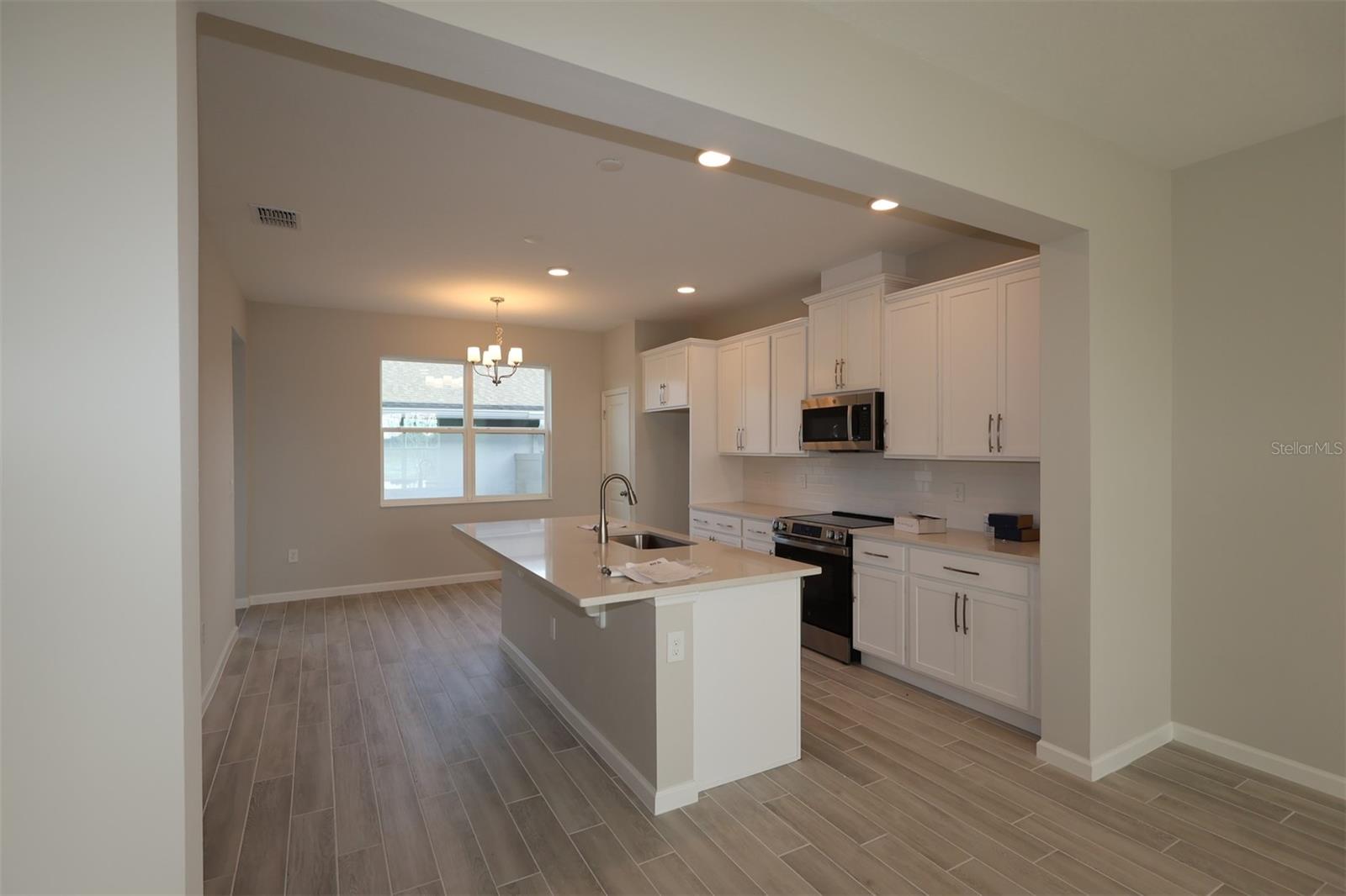 Image 3 of 26 For 1363 Mount Royal Drive