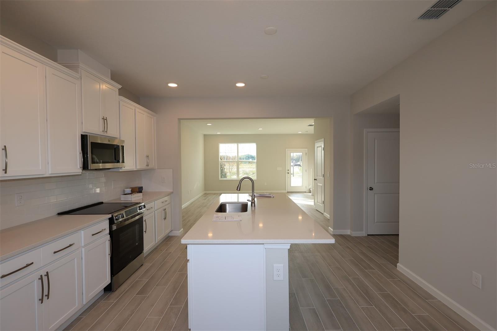 Image 6 of 26 For 1363 Mount Royal Drive