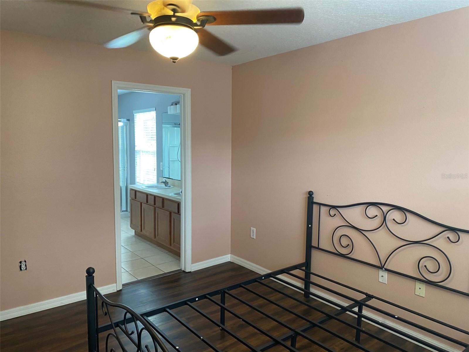 Image 13 of 31 For 4130 Orange Tree Court